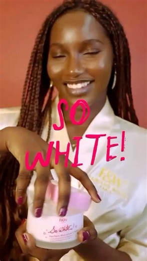 ✨ Le lait Fair & White So White et son savon sont maintenant disponibles chez Vitrine Atsyil. Hydratation, douceur, éclat… votre peau va aimer 🌸 Disponible en boutique dès maintenant. 📍 Rond-point Samaké, voie mairie (en face Petroci) 📞 07 00 77 1032 | Vitrine Atsiyl