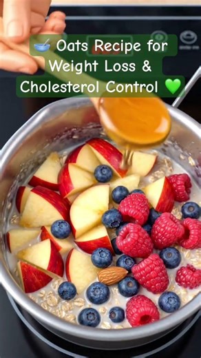 Healthy heart, happy life 💚 Start your day right with oats! 🥣HealthyBreakfast #HeartHealthy