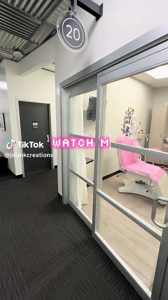 Y2K Tramp Stamps: Timeless Tattoo Ideas to Explore