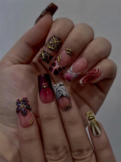 Spring Bloom Couture Press on Nails | Floral Art & Gold Accent Nail Art |luxury Handcrafted Spring Nails | Elegant Flower Nail Set |DB1004EC - Etsy