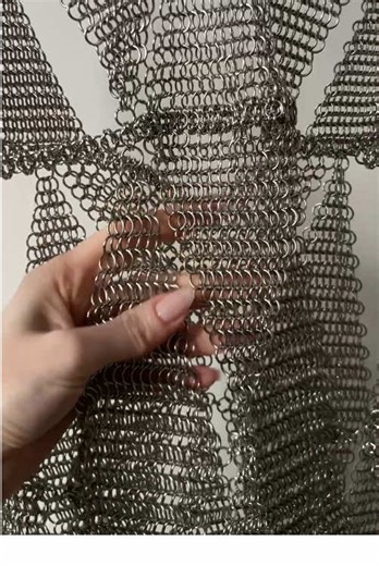 I can’t believe this chainmail dress is finally finished🖤 200 hours, endless rings, countless reworks🥹 Inspired by @Falconiere Shop #chainmail #handmadejewelry #medievaltiktok #darkfantasy #witchcore