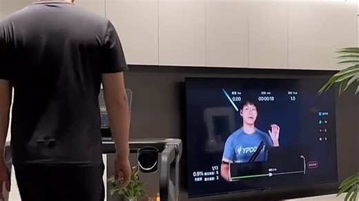 易跑YPOO马拉松跑步机，云马赛体验竞技乐趣