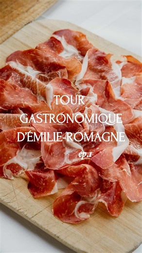 Un tout grand merci à Massimo Spigaroli et à @Visit Emilia Romagna pour cette expérience inoubliable ! A très vite pour le prochain épisode de ce Tour Gastronomique ! Gaël #emiliaromagna #italie #culatellodizibellodop #cuisineitalienne Publicité*