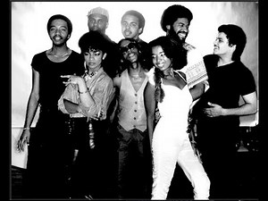 Aurra : Soul Train Interview and Band Introduction by the late great Don Cornelius