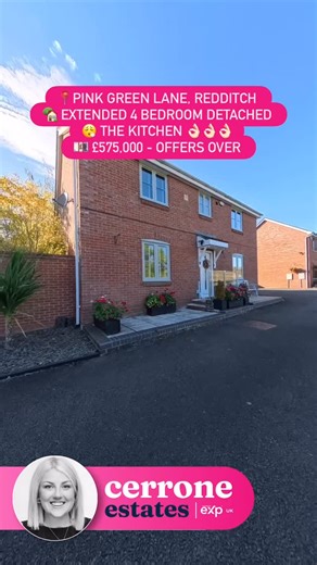 Cerrone Estates on Instagram: "Ooooohhhhh do we have treat for all of our follower 🫶✨💕 💭 Dreamt of that family entertaining kitchen? Check this one out! ✅ Going LIVE tonight on the property portals 👏👏 📍PINK GREEN LANE, REDDITCH 🏡 EXTENDED 4 BEDROOM DETACHED 😮‍💨 THE KITCHEN 👌🏻👌🏻👌🏻 💷 £575,000 - OFFERS OVER 💌 When requesting a viewing, please provide us with your full name, mobile number, email address, current position and availbity to view!"