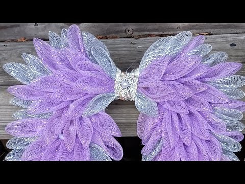 DIY angel wing wreath on foam in purple 💜