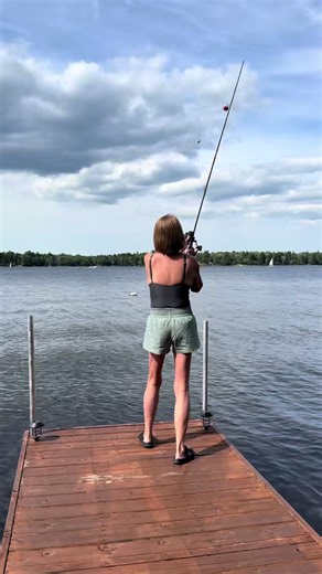 Refreshing Flying Fish Lemon Beer at Shooter's Bar