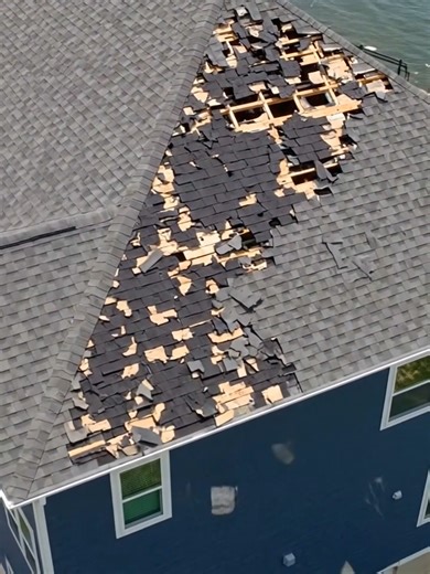 #fyp #roofinglife #roofersoftiktok #constructionlife #htxcontractor | Roofing Videos