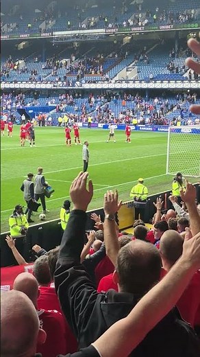 Emotional Rob Edwards claps 8000 Boro fans at Ibrox! #efl #middlesbrough