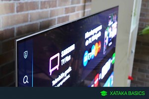 Apagar y encender el televisor desde la regleta: qué peligros tiene y por qué no conviene hacerlo