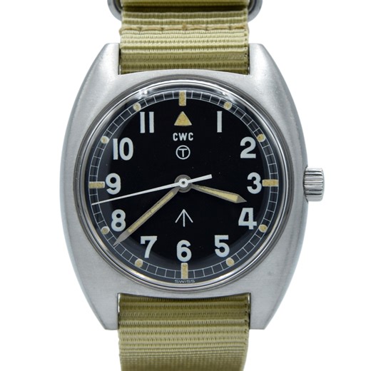 1977 CWC W10-6645-99 British Military Issue Mechanical Army watch - 2nd year of production