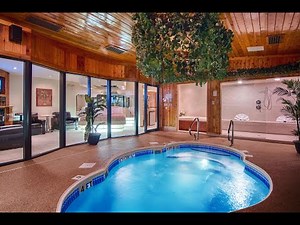Paradise Swimming Pool Suite - Indianapolis