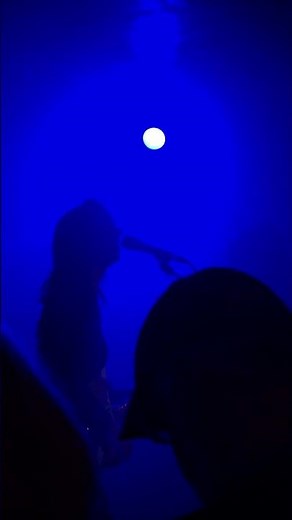 Laura Cox at the legendary 100 Club London. 2026