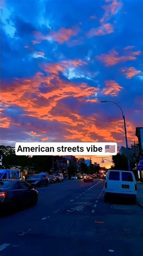 Late night in the city 🌃 #usa #streetvibes #nightlife