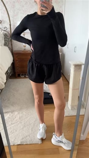 Chloé Lukasiak on Instagram: "My current favorite way to take time for myself 🥰 @runna creates customized training to help build a plan specific to you and your goals. Use my code CHLOEL to try Runna premium for 2 weeks for free, I think you all will LOVE it! #ad"