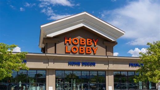 Hobby Lobby shopper walks out after payment method denied, employee warns others