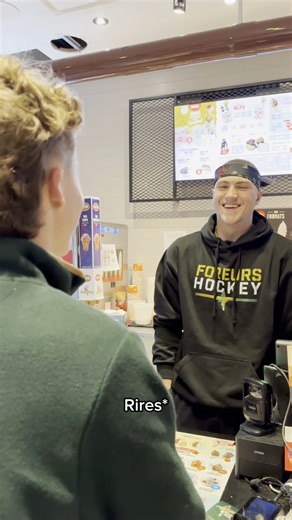 11K views · 86 reactions |  Bloopers - On a bien rigolé au tournage de la capsule avec @chocofavvd  Trève de rigolades, c’est la dernière journée pour goûter à l’Éclaté Foreurs aujourd’hui (et c’est 2 pour 1 sur présentation de ton billet de match)  | Foreurs de Val-d'Or | Facebook