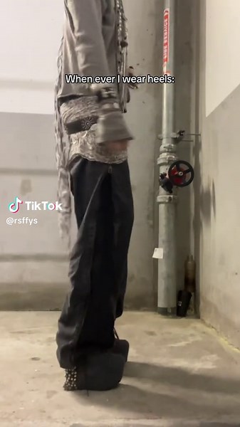 Best Walking Techniques in High Heels