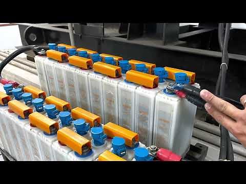 Testing genset battery condition using the cranking method