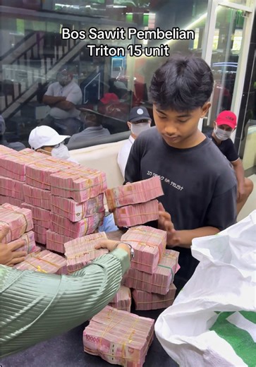 BEJO MOTOR (@bejo_motor)’s video of triton single cabin