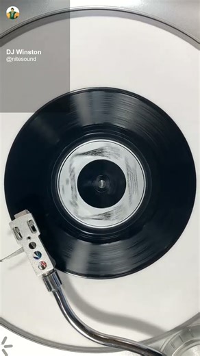 Junior - Communication Breakdown (1983)