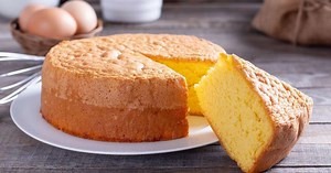 Pão de ló simples para complementar outras receitas