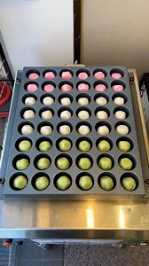 🍡 Three-Colored Round Mochi.A skewer of soft and chewy mochi in three flavors mitarashi (sweet soy glaze), red bean, and matcha!#marumochi #mochi #kyotofood #kyotodessert | Chanmyung Jeon