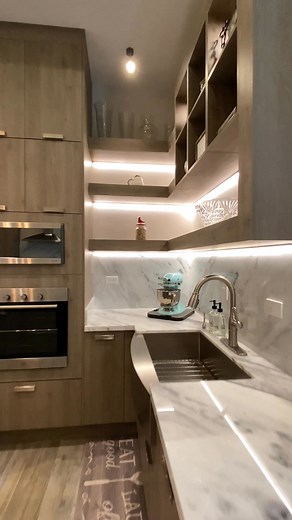 180 reactions · 151 shares | Convierte tu cocina en el lugar donde se reúnen los mejores momentos. Diseñamos espacios para disfrutar y compartir, donde cada detalle invita a convivir. Empieza a crear tu cocina con nosotros hoy. | Mödul Studio | Facebook