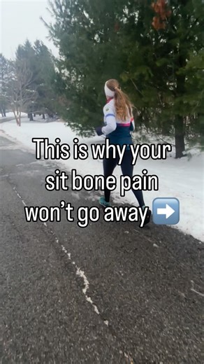 Richelle Weeks on Instagram: "Dealing with proximal hamstring tendon pain? Here are some of the biggest mistakes I see when people try to treat this injury: 1️⃣ Diving into hamstring strengthening in hip hinge positions. This really loads the high hamstring more. Save them for late rehab when your symptoms are really settling! Instead try single leg glutes bridges weighted, prone hamstring curls with a band or pulley or hamstring curls using an exercise ball. Neutral hip is what you’re looking f