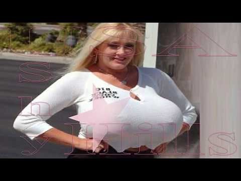 Kayla Kleevage too big = USA Shy Hills
