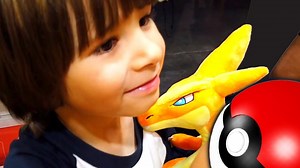 Dani y Evan buscan POKEMON en DREAMHACK Valencia! | Las Aventuras de Dani y Evan