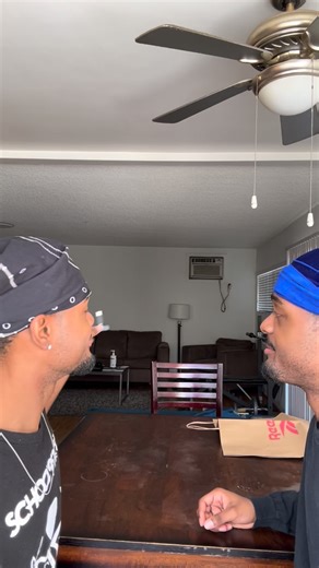 Look A Like on Instagram: "FLASH! #flash #twins #explorepage #forfun"