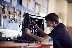 Computing and Information Technology (IT) courses for school leavers - City of Bristol College