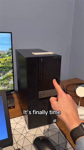 AlanTech | Installing Windows 10 on my Chromebook… #windows #chromebook #techtok | Instagram