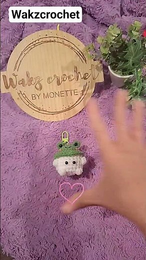 fluppy crochet mushroom with frog hat|wakzcrochet