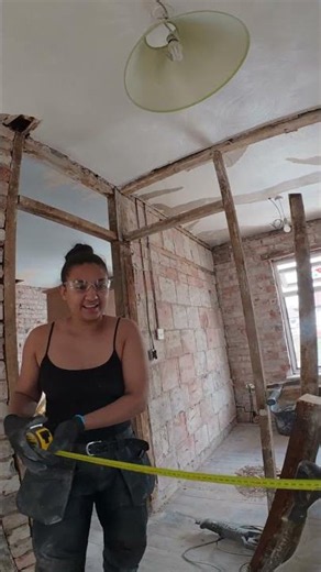 How to Measure and Square a Room From the Gable Wall - DIY Renovation Day 23