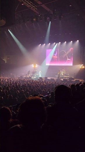 Natalie Grant Sings "Held"
