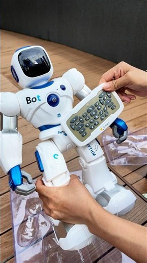 Surprise outdoor tech discovery and full unboxing.⚡️#robot #robotics #smartrobot #ruko