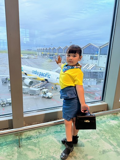 1M views · 32K reactions | Unang flight ni indai sa ibang bansa | Mama Rochelle & Indai Eunice Vlog | Facebook