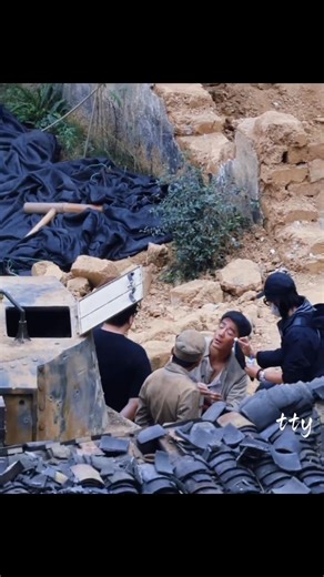 He’s standing on those ruins with one bare leg, missing one shoe 🥺 Xiao Zhan on the set of Gezhi Town #XiaoZhan #肖战 #GezhiTown | Xiao Zhan World