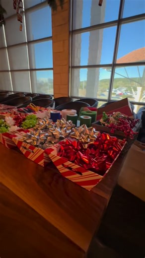 🎄 Wrappy Hour 2025 🎁 What an absolutely beautiful afternoon at Wrappy Hour, hosted by @pt50sanantonio and @independencetitlesa at the always-stylish Haywire at La Cantera! Out industry came together not just to mix, mingle, and wrap — but to give. To truly show up. Leaders from across real estate united with one purpose: helping Santa deliver gifts to children who deserve to be seen, heard, and deeply loved. PT50, you outdid yourselves yet again. Every event you host blends professionalism, pu