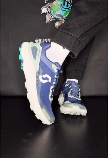 Introducing KINABALU Trail | Scott New Trail Running Shoes | A New Era Begins 🏔️👟 @runningshoesworld ✍🏾 Training or exploring, stay quick on your feet with the Kinabalu Trail. Featuring Scott’s newly developed KINETIC FUSION Foam midsole for responsive cushioning and a versatile traction outsole for steady footing, this shoe is precision engineered to be fast, fun and agile - answering every challenge the trail throws your way. Tech layouts 〰️ ER2 ROCKER TECH reduces heel strike impact to inc