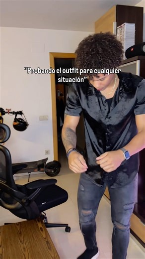 Creo que el gato me está juzgando 😺😂