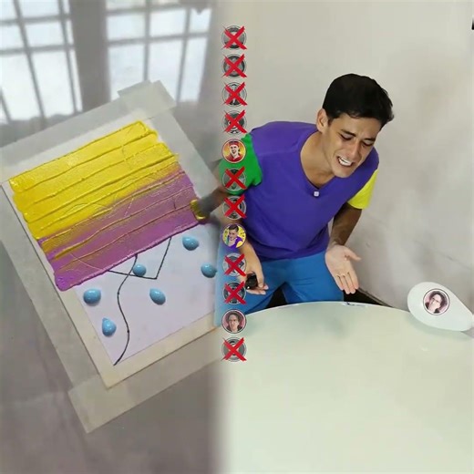 YOUTUBERS vs ASPIRADOR ROBÔ