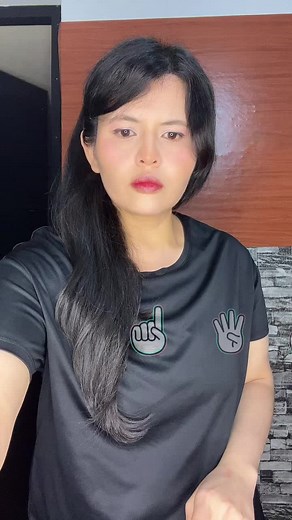 Creative Hand Gestures for Counting from One to Five