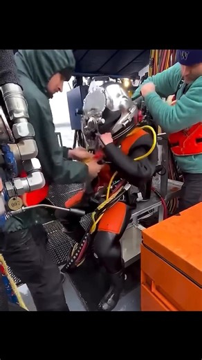 Engineer vs Physics and technology #animation #viral #new #newreels #instagramreels #instagood #knowledge #viralvideos #space #road #watch #machine #cables #facebookreel #fbreels #physics #scienceexperiment #engineer #scientist #machinegun #science #fbviralreels #knowledge #fan #wiretest #ocean #diver | Th Amit