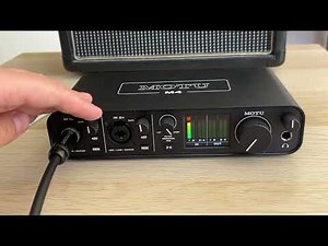 MOTU M4 - plugging in electric guitar