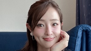 “水着姿が話題”大沢あかね(40) 色気あふれる雑誌撮影オフショットに反響「セクシーさ満載」「パ～フェクトボディ～」 - ABEMAエンタメ - 話題のSNS (ニュース) | 無料動画・見逃し配信を見るなら | ABEMA
