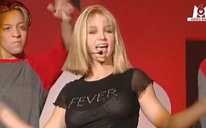 布兰妮Britney Spears live Crazy & Sometimes - Hit Machine 1999 (HD)