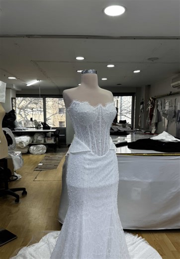 Looking for a wedding dress like this? #coutureweddingdress #custommade #2026bride #bridalfashion #luxurybridal